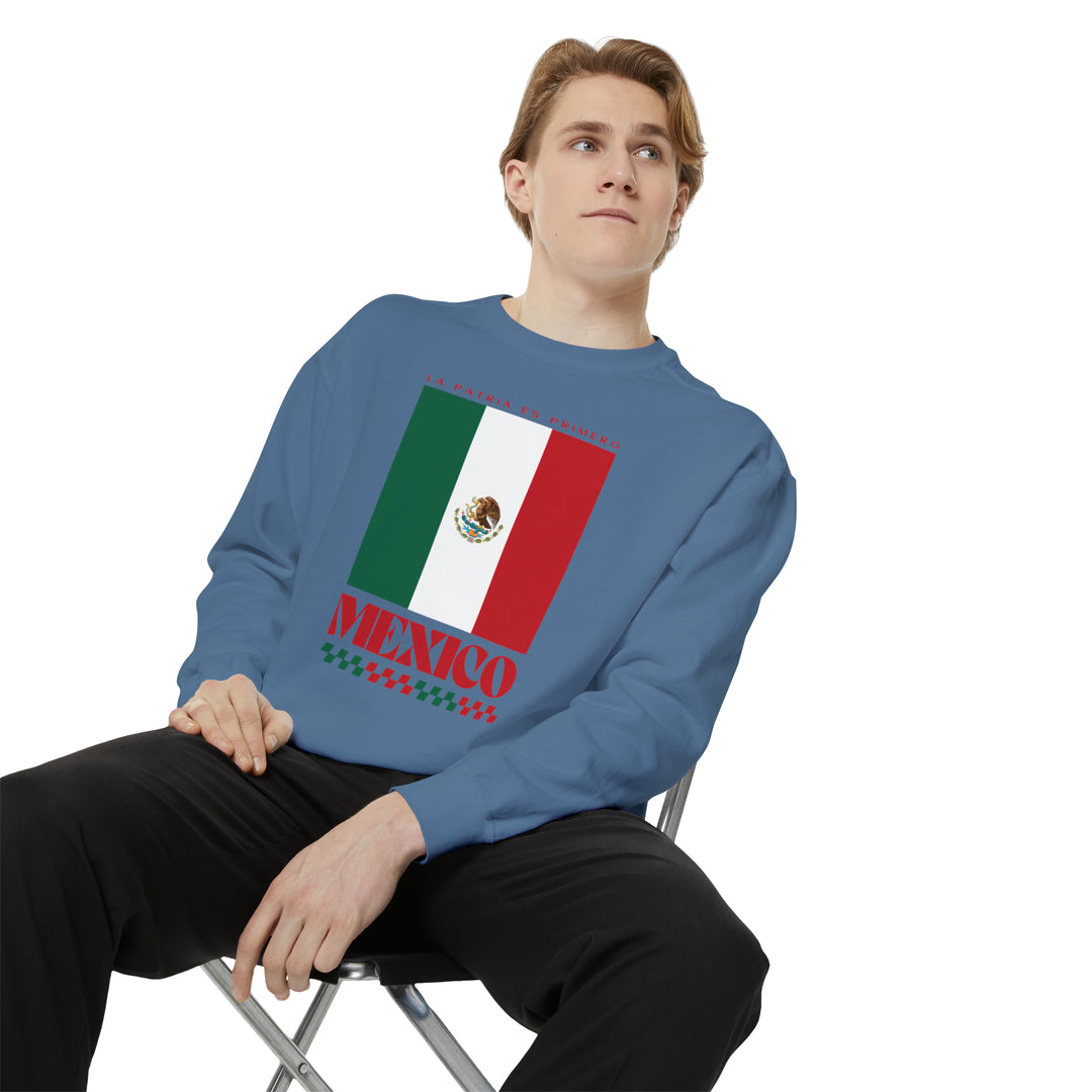 Mexico Retro Sweatshirt - Ezra's Clothing - Sweatshirt