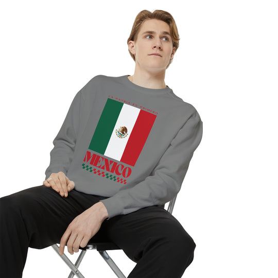 Mexico Retro Sweatshirt - Ezra's Clothing - Sweatshirt