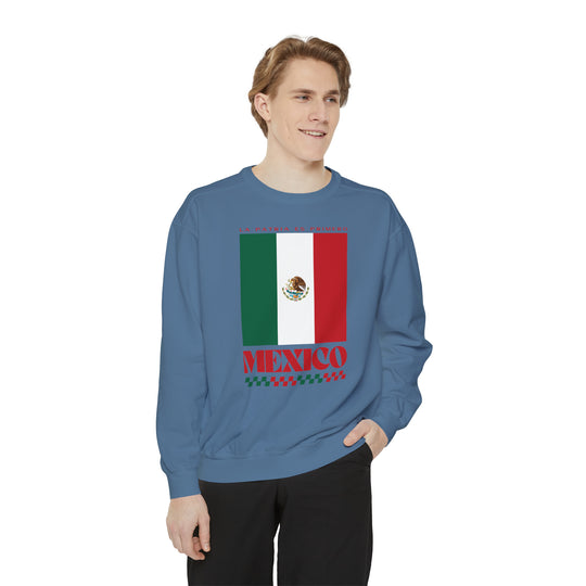 Mexico Retro Sweatshirt - Ezra's Clothing - Sweatshirt