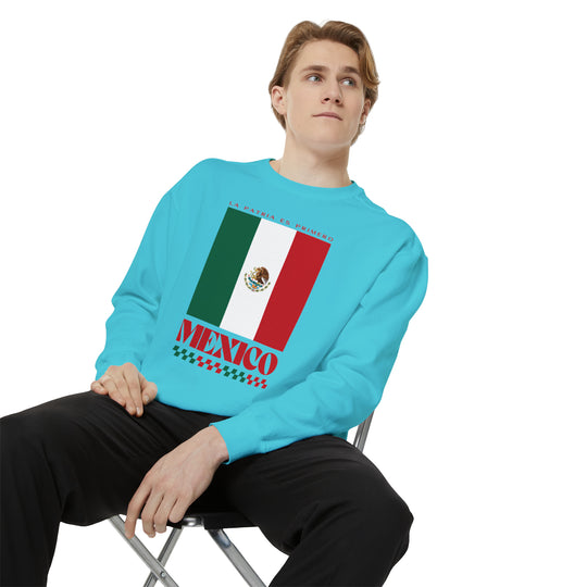 Mexico Retro Sweatshirt - Ezra's Clothing - Sweatshirt